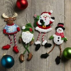 Bucilla Felt Ornaments Applique Kit Set Of 4 - Dangling Leg Friends -Cheap Knitting Needles Store 0002132746 amyk3tre.1aj