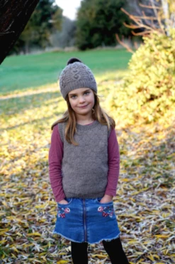 Lisa F LF50 - Vyna Vest & Hat - Knitting Pattern -Cheap Knitting Needles Store dsc041841024x10242x n4ytwt3l.hvj 1