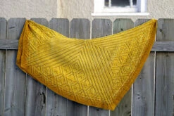 Urth Yarns Knitting Pattern - Starstruck Shawl - Round 2 & 3 -Cheap Knitting Needles Store dsc09854medium2 kqlmet42.sl4