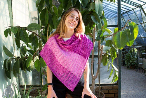 Urth Yarns Knitting Pattern - Garden Trellis Shawl 3 Urth Yarns Knitting Pattern - Garden Trellis Shawl