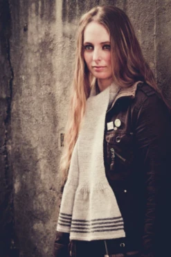 Lisa F HC01 - Rebbeca Jane Scarf - Knitting Pattern