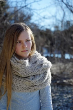 Lisa F HC27 - Willow Infinity Cowl - Knitting Pattern