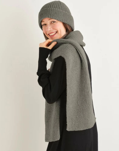 Sirdar 10183 - Hat & Scarf 6 Sirdar 10183 - Hat & Scarf - Image 4