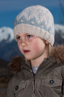 Lisa F LC16 - Star Flower Hat - Knitting Pattern