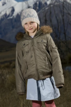 Lisa F LC16 - Star Flower Hat - Knitting Pattern -Cheap Knitting Needles Store lc16starflowerhat2li th2ggswv.h4n