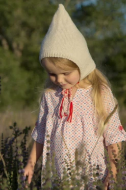 Lisa F LC22 - Genevieve Pixie Hat - Knitting Pattern