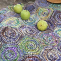 Malabrigo Springbanks - Hexagon-motif Blanket